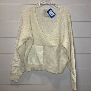 Humanoid Ivory Patch Pocket Sweater Womens Size Small